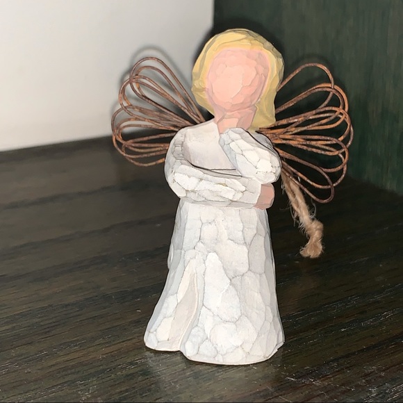 Vintage Willow Tree Angel of Patience Ornament - Picture 4 of 10